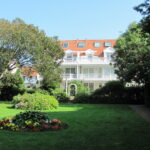 Hausansicht vom Park 35-26-06